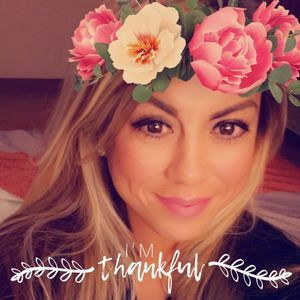 Meet your Posher, Iris